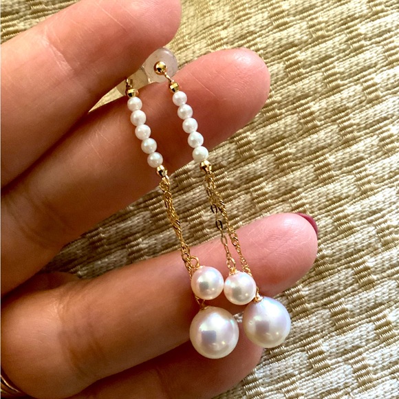 GemsGoldandPearl Jewelry - 18K Solid Gold Dangling with Baby Akoya drop
